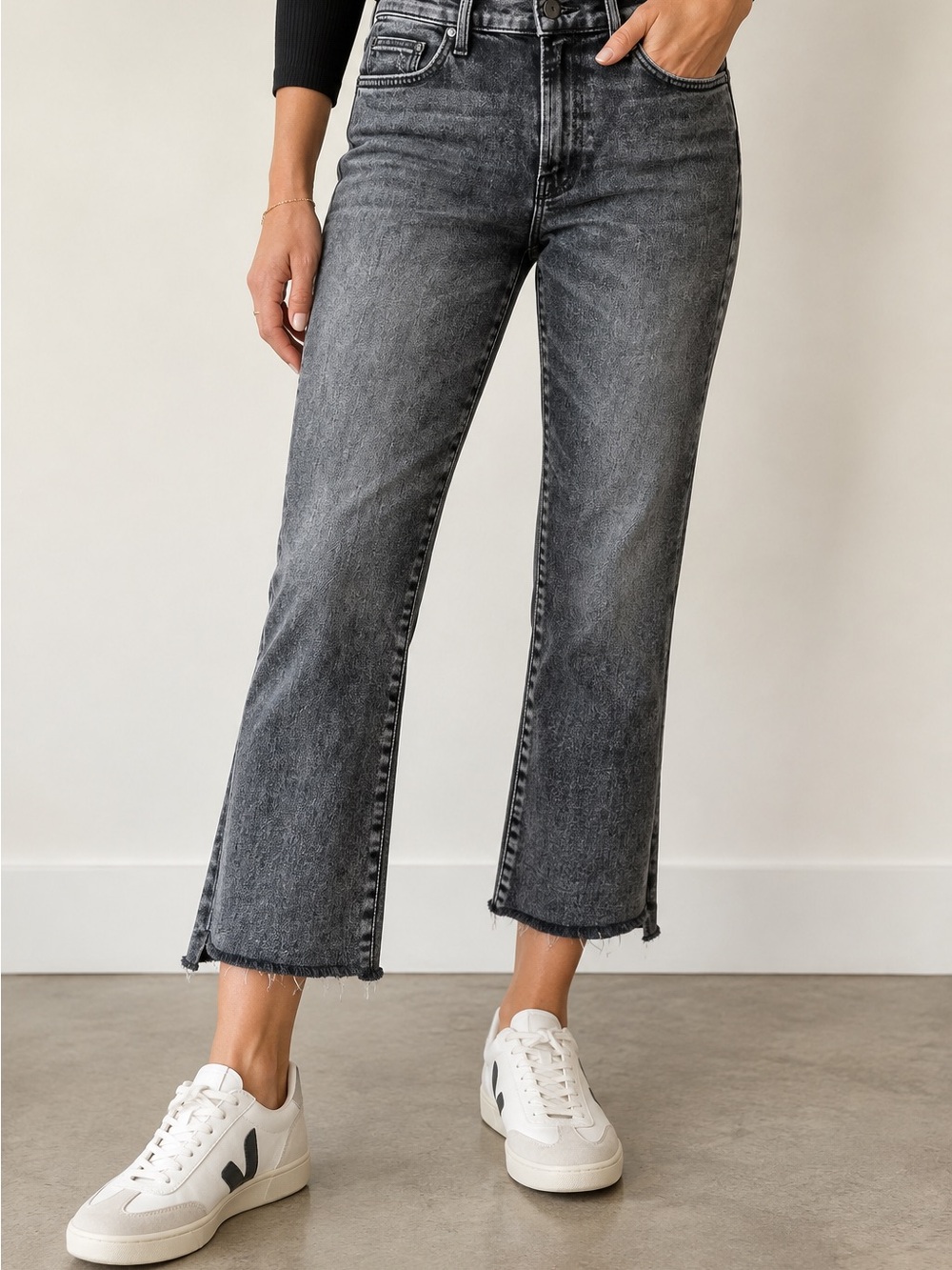 Mother The Insider Crop Step Fray Straight Jeans - Washed Gray Black - 27